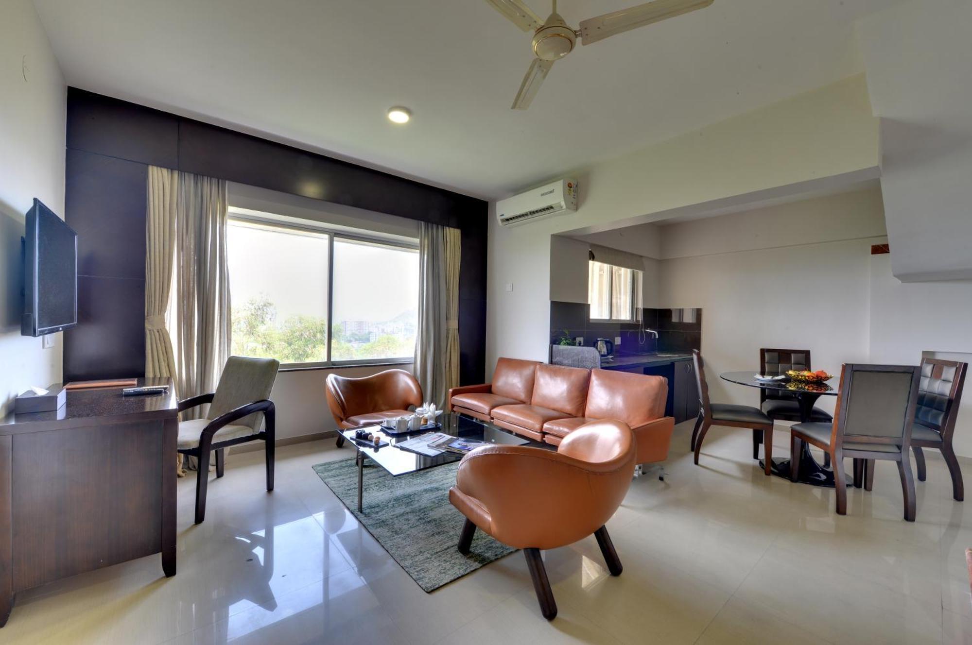 The Fern Residency, Vadgaon - Talegaon, Pune מראה חיצוני תמונה